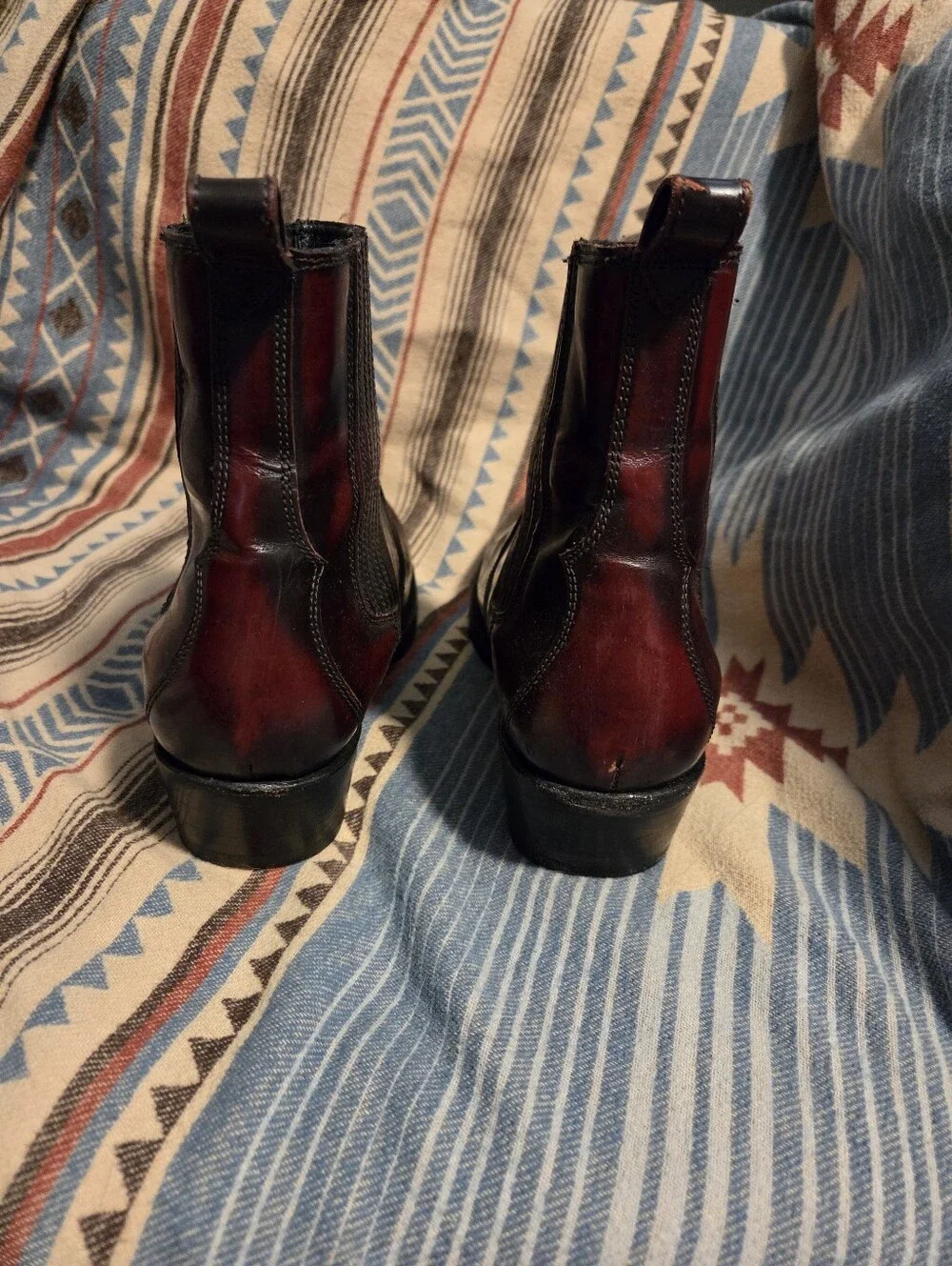 RARE Jamie Chelsea Burgundy/Bwn Frye Booties